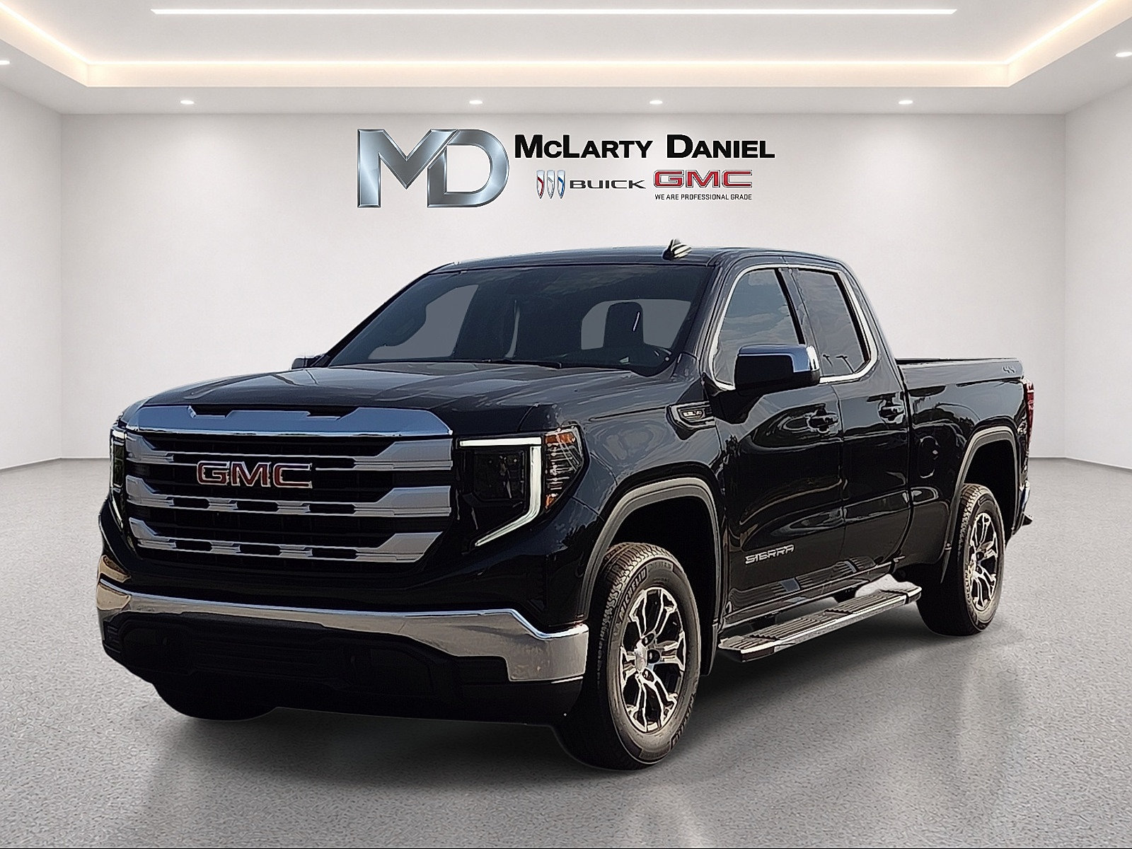 New 2026 GMC Sierra 1500 SLE w/ Preferred Package AWD/4WD image 2