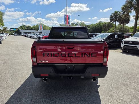 Used 2024 Honda Ridgeline Black Edition image 4