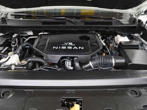 Used 2025 Nissan Armada Platinum AWD/4WD image 34