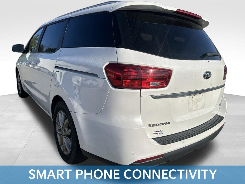 Used 2021 Kia Sedona EX FWD image 4