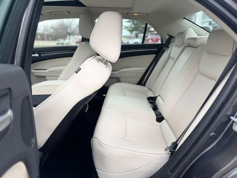 Used 2022 Chrysler 300 Touring L w/ Popular Equipment Group image 25