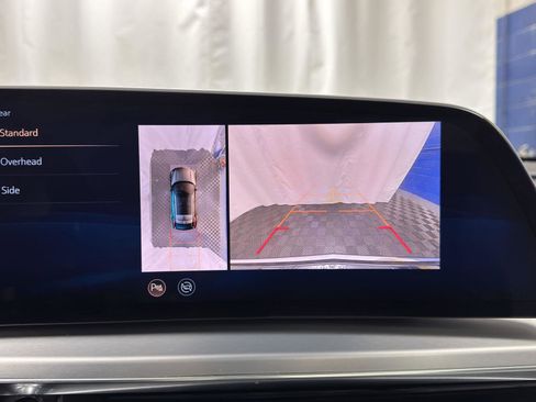 Used 2024 Cadillac Lyriq Luxury image 19