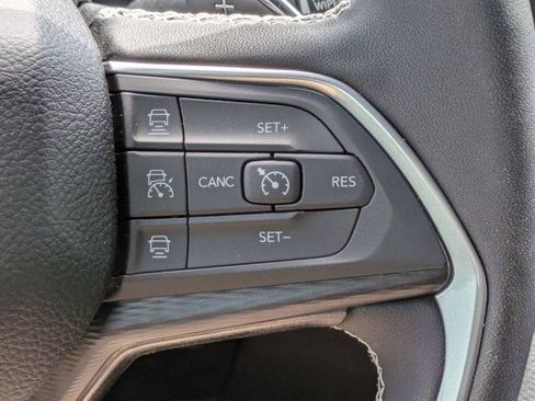 New 2025 Jeep Grand Cherokee L Laredo RWD image 26