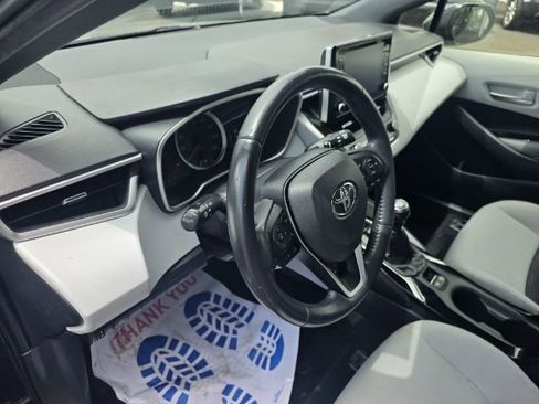 Used 2019 Toyota Corolla SE FWD image 18