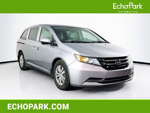 Used 2016 Honda Odyssey SE image 1