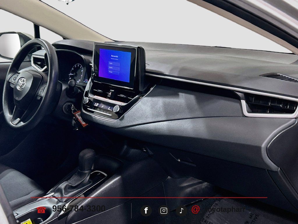 Used 2025 Toyota Corolla LE FWD image 25