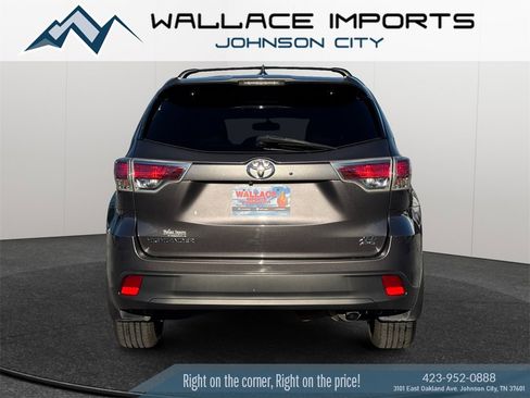 Used 2016 Toyota Highlander XLE image 4