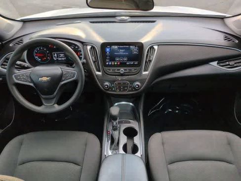 Used 2023 Chevrolet Malibu LT image 15