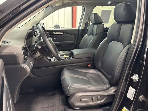 Certified 2023 Honda Pilot Touring image 15