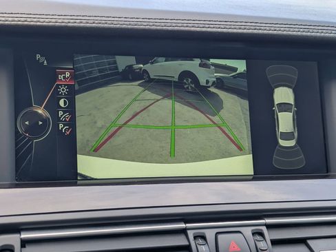 Used 2013 BMW M5 image 20