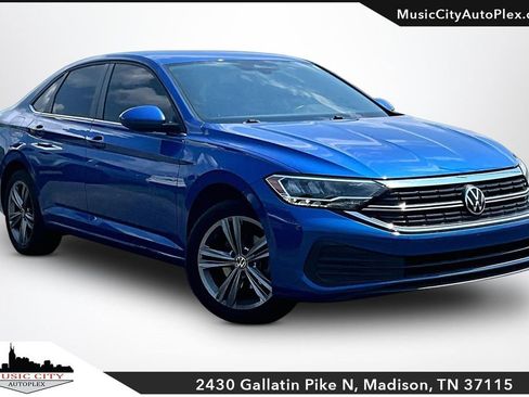 Used 2022 Volkswagen Jetta SE FWD image 1