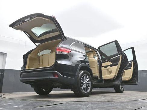 Used 2018 Toyota Highlander XLE w/ Protection Package #3 image 58