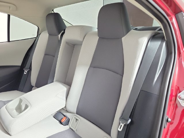 Used 2025 Toyota Corolla LE FWD image 13