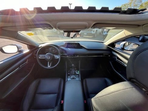 Used 2020 MAZDA MAZDA3 AWD Sedan w/ Premium Package image 19