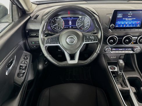 Used 2021 Nissan Sentra SV FWD image 15