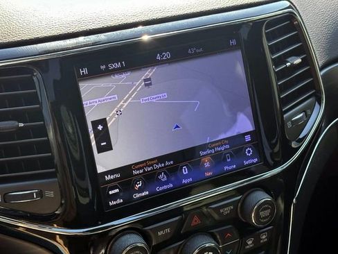 Used 2020 Jeep Grand Cherokee Limited image 25