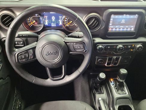 Used 2019 Jeep Wrangler Unlimited Sport S image 22