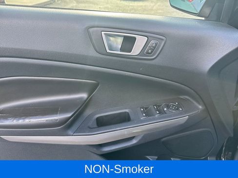 Used 2019 Ford EcoSport Titanium image 12