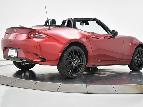 New 2026 MAZDA MX-5 Miata Club RWD image 21