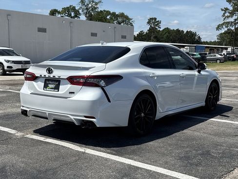 Used 2024 Toyota Camry XSE FWD image 5
