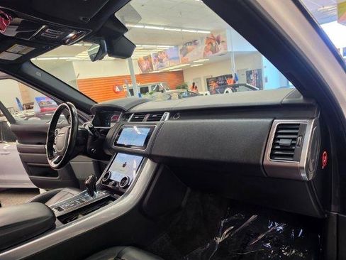 Used 2018 Land Rover Range Rover Sport HSE AWD/4WD image 8