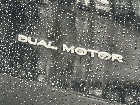 Used 2026 Tesla Model Y Long Range image 52