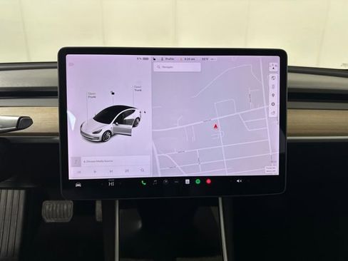 Used 2018 Tesla Model 3 Long Range image 18