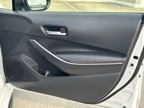Used 2024 Toyota Corolla SE FWD image 11