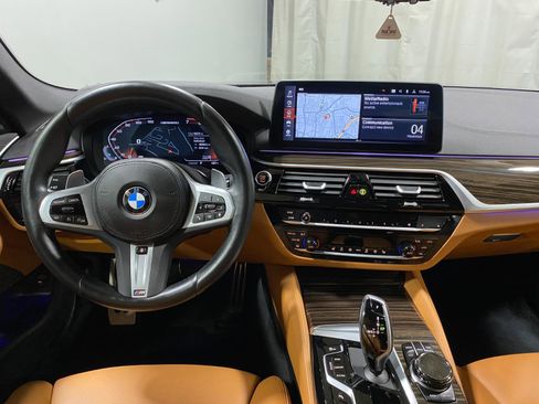 Certified 2023 BMW M550i xDrive w/ Executive Package image 2