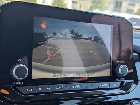 New 2025 Nissan Pathfinder SV w/ Black Appearance Package image 12