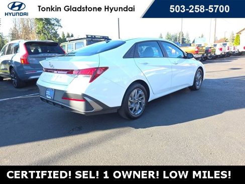 Certified 2024 Hyundai Elantra SEL image 5