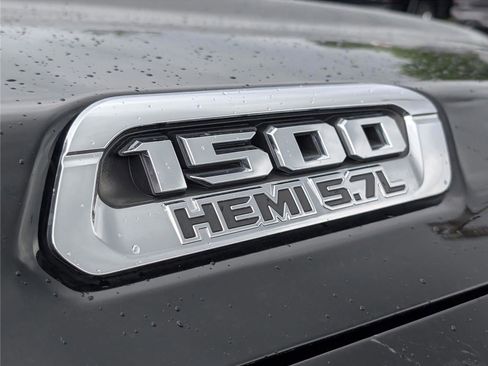 Used 2020 RAM 1500 Big Horn AWD/4WD image 40