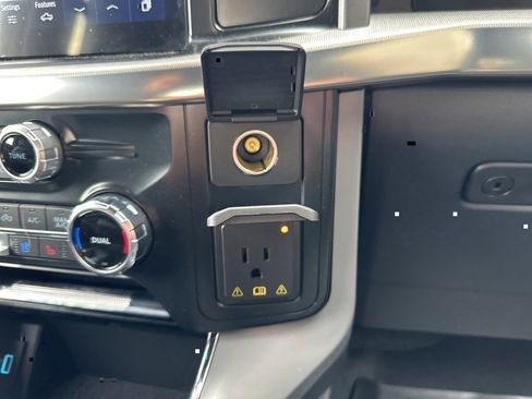 New 2024 Ford F150 Lariat w/ FX4 Off-Road Package image 65