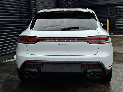 New 2025 Porsche Macan image 6