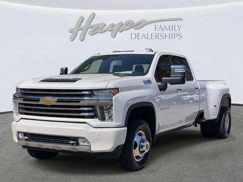 Used 2020 Chevrolet Silverado 3500 High Country image 10