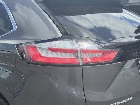 Certified 2023 Ford Edge Titanium AWD/4WD image 11