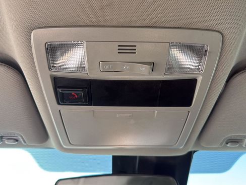 Used 2021 Toyota Tacoma SR w/ SR Convenience Package RWD image 28