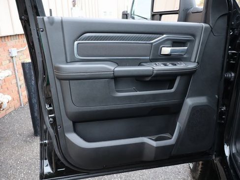 Used 2025 RAM 2500 Big Horn image 11