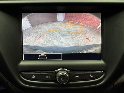 Used 2021 Chevrolet TrailBlazer LT w/ Driver Confidence Package image 21