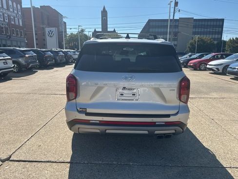 Used 2023 Hyundai Palisade SEL w/ Cargo Package image 4