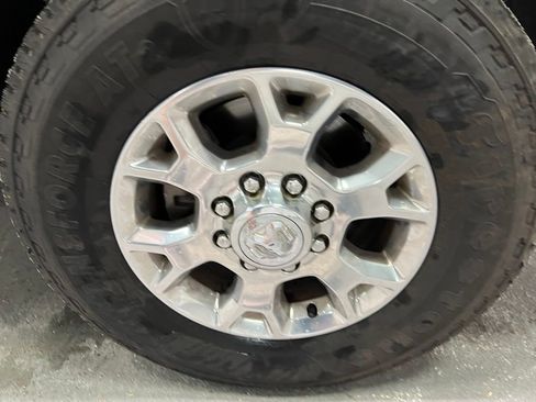 Used 2024 RAM 2500 Laramie AWD/4WD image 54