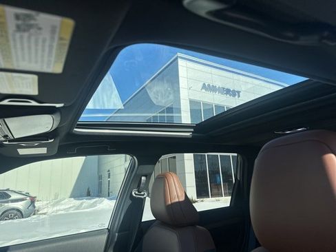 New 2025 Subaru Forester Touring image 27