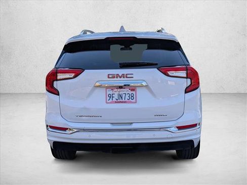 Used 2023 GMC Terrain Denali AWD/4WD image 7