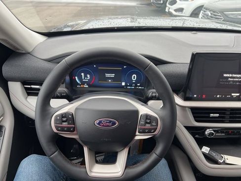 New 2026 Ford Explorer Active image 17