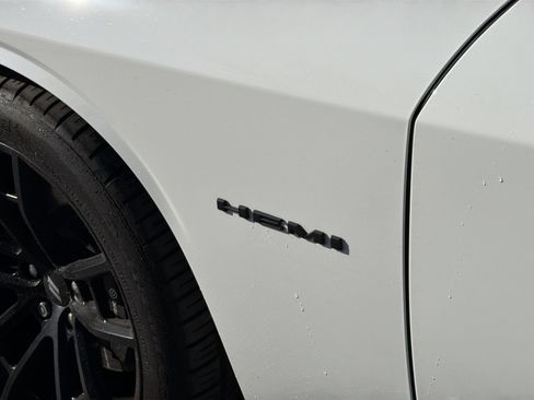 Used 2022 Dodge Challenger R/T w/ Plus Package image 12