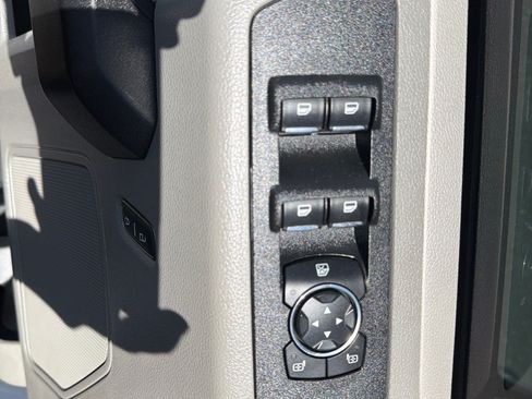 Used 2021 Ford F350 XL w/ Power Equipment Group AWD/4WD image 15