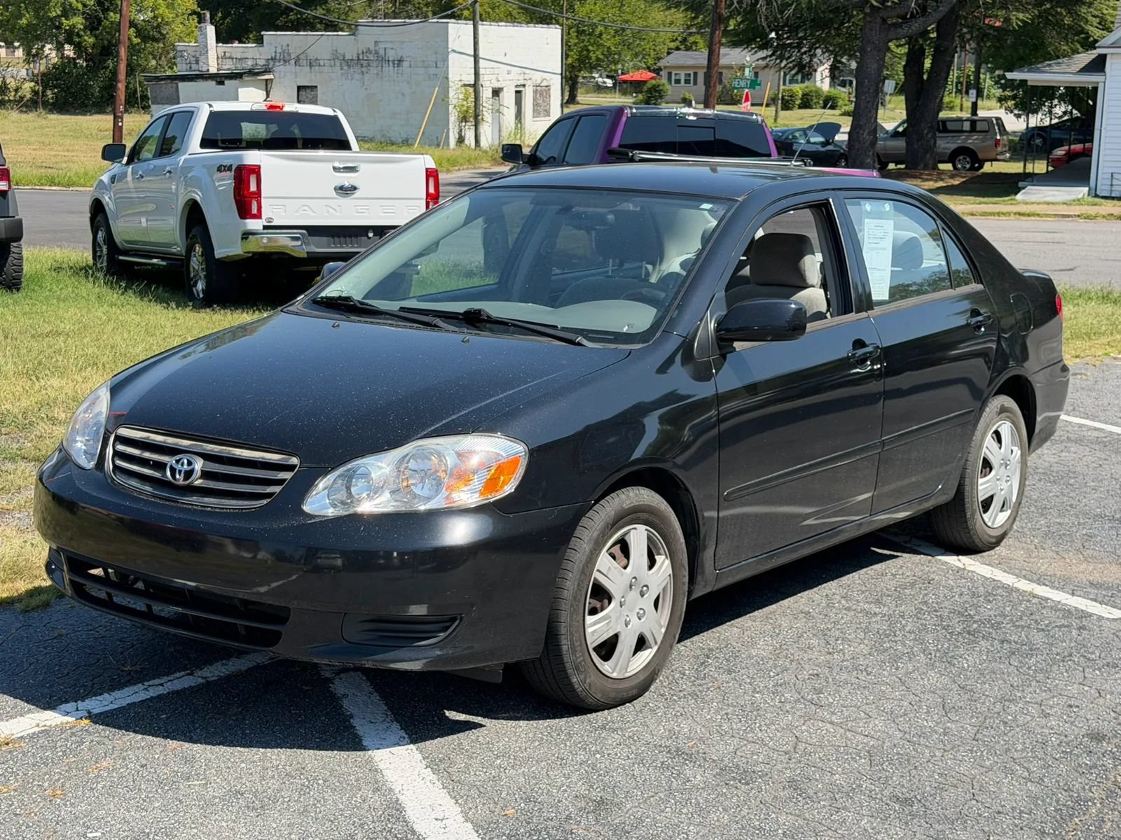 Used 2004 Toyota Corolla LE FWD image 1
