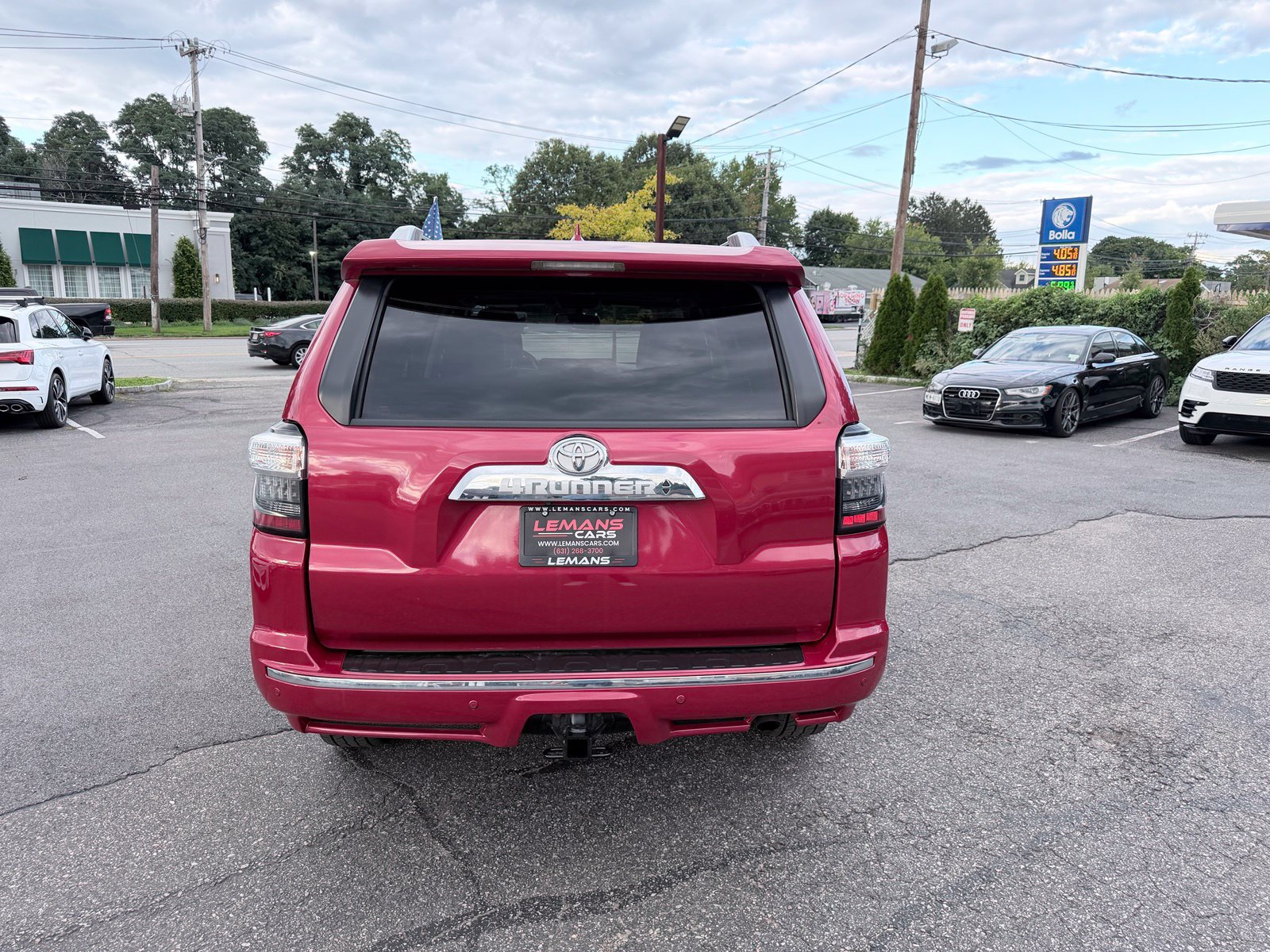 Used 2017 Toyota 4Runner Limited AWD/4WD image 4