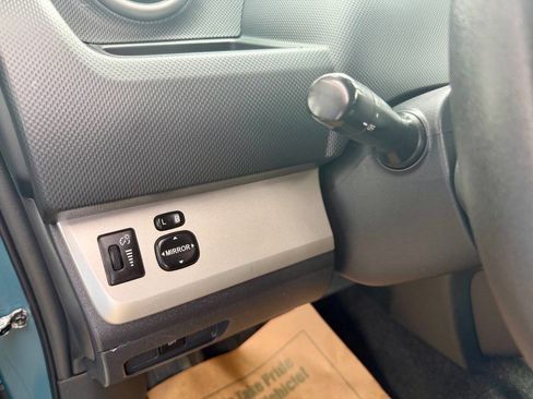 Used 2009 Scion xB FWD image 49