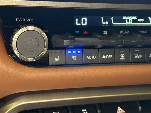 Used 2026 Toyota Sequoia 1794 Edition AWD/4WD image 30